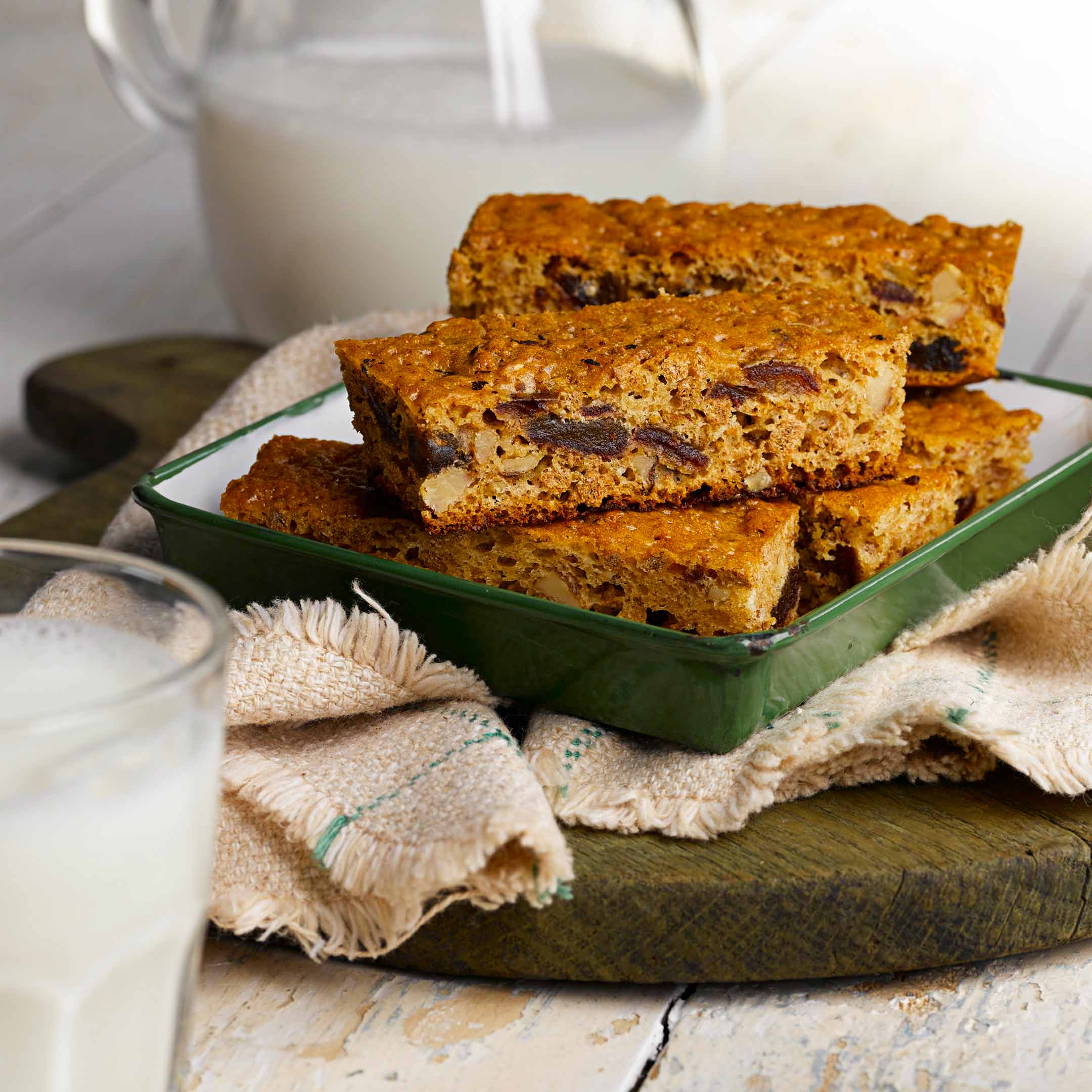 Honey, Date and Walnut Bars AllBran*