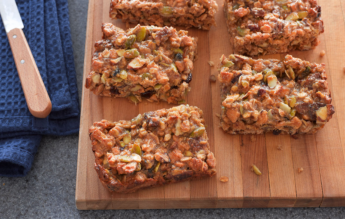 Kashi Go Crisp Toasted Berry Crumble Cereal Bars Recipe Kashi Get all the best tasty recipes in your inbox! kashi