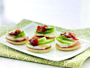 Goat Cheese, Apple and Bacon Canapés