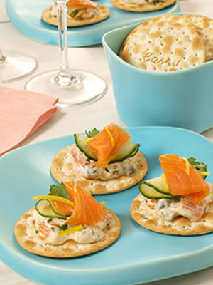 Smoked Salmon and Caper Spread with <bold>Carr's®</bold> crackers