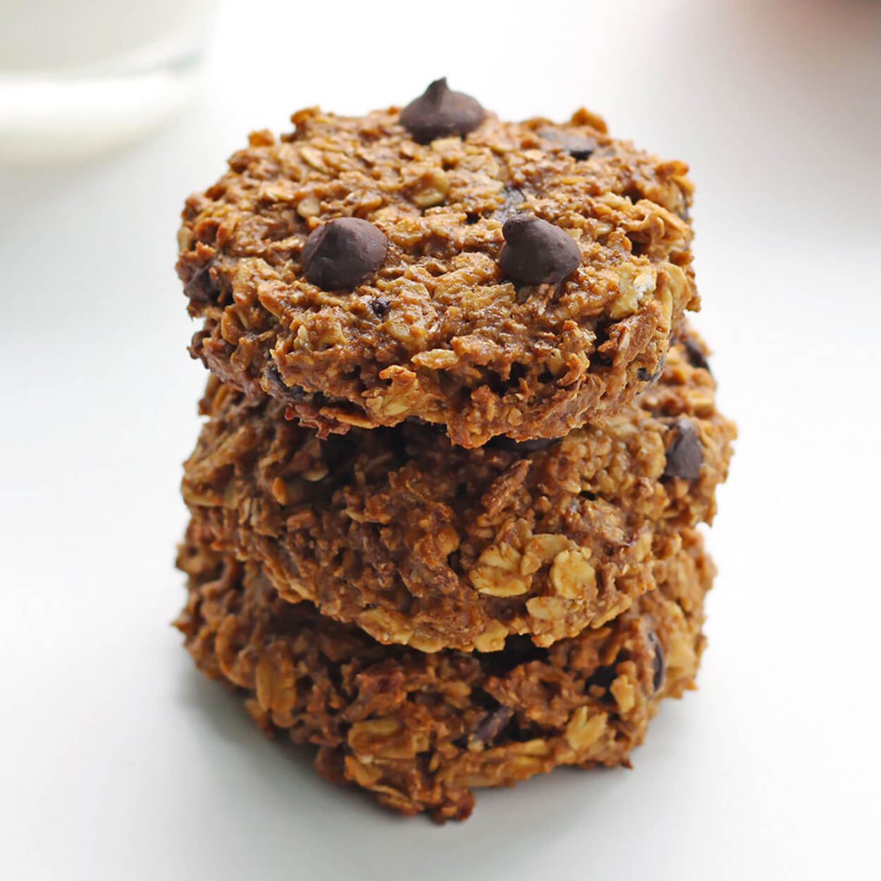 AllBran* Pumpkin Chocolate Chip Oatmeal Cookies AllBran*