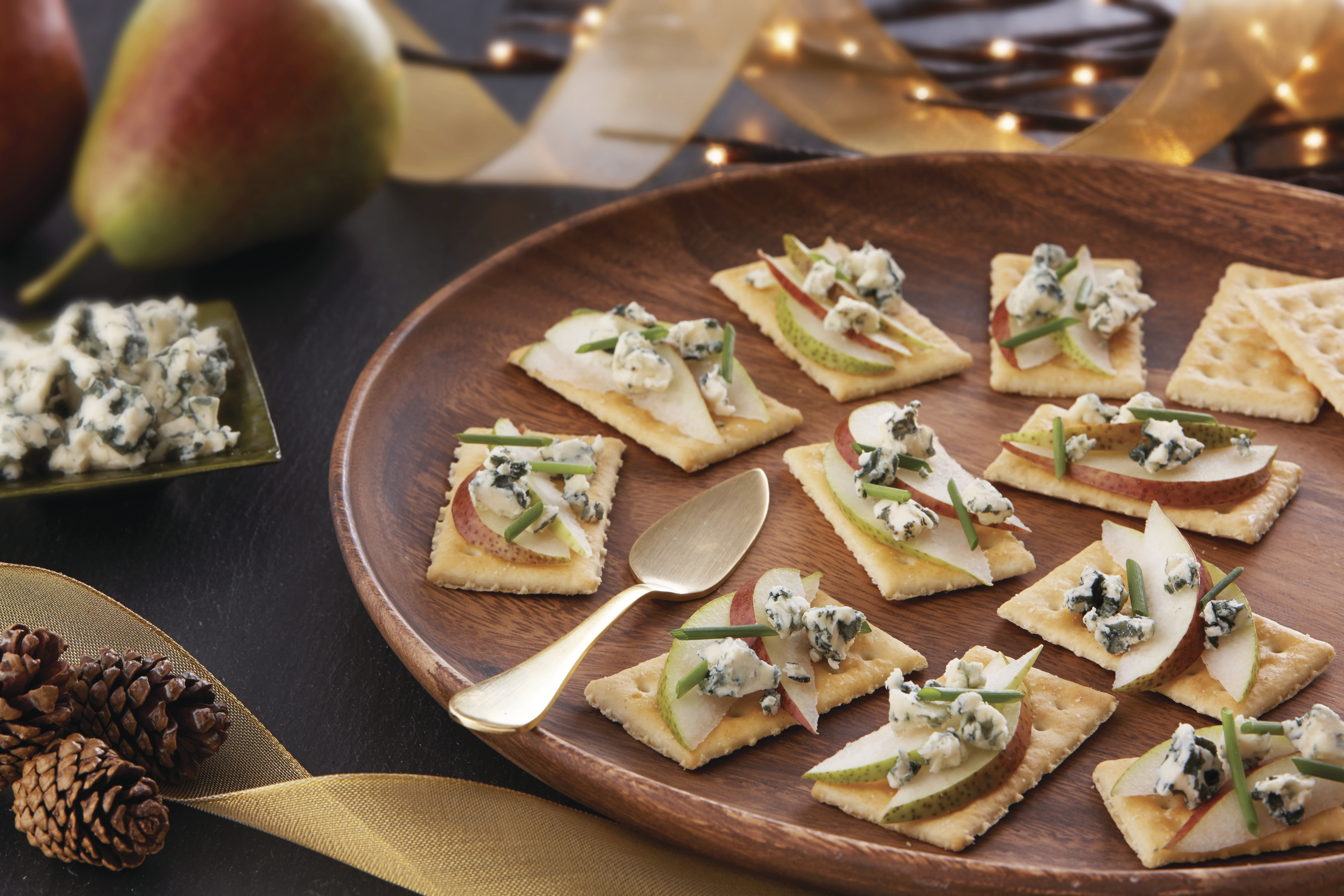 Pear and Blue Cheese Crackers