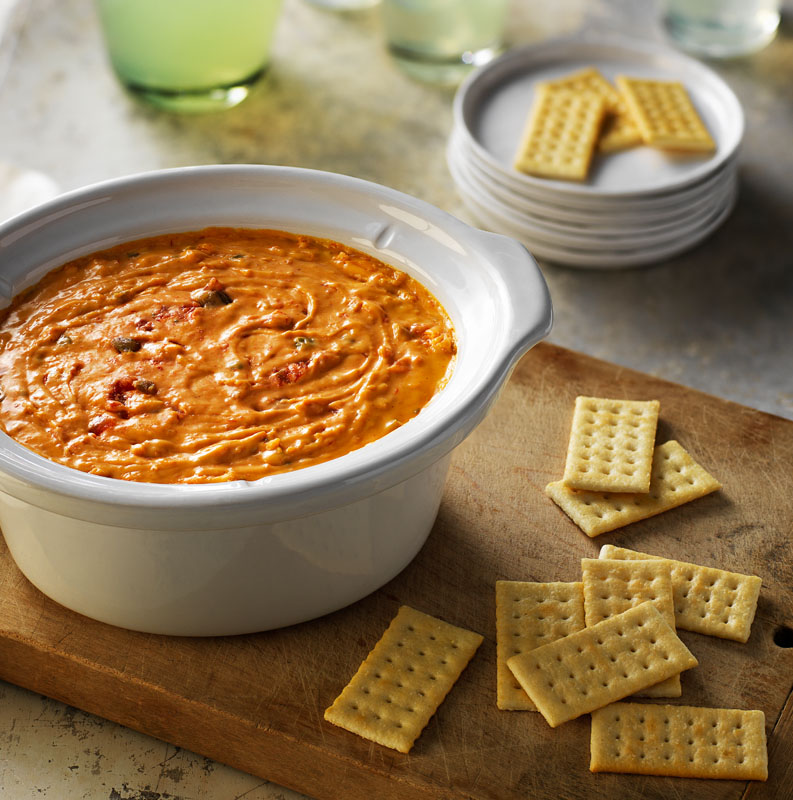 Easy Slow Cooker Smoky Queso Dip