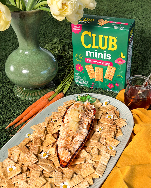 Carrot Cake Cream Cheese Dip