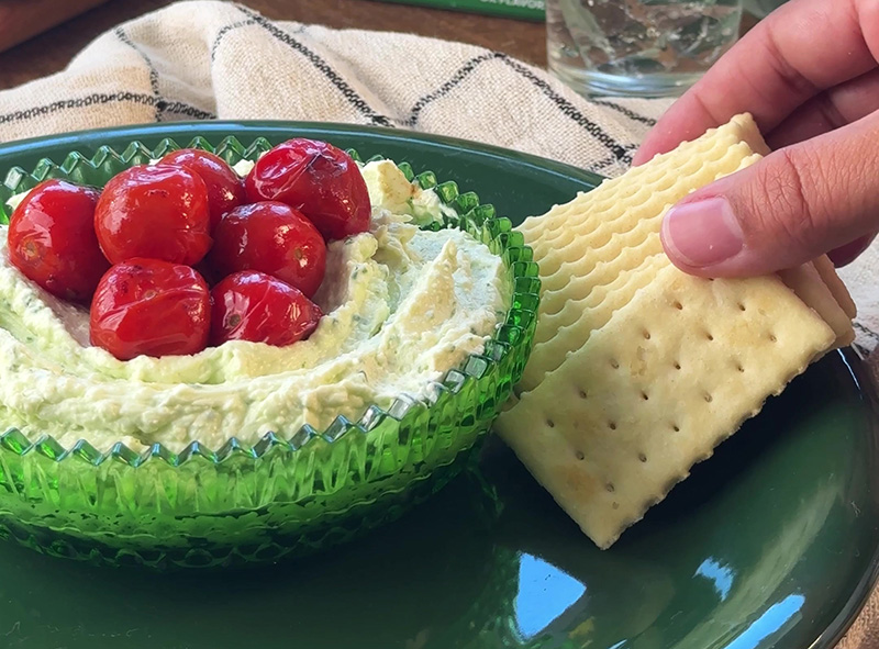 Baked Caprese Dip