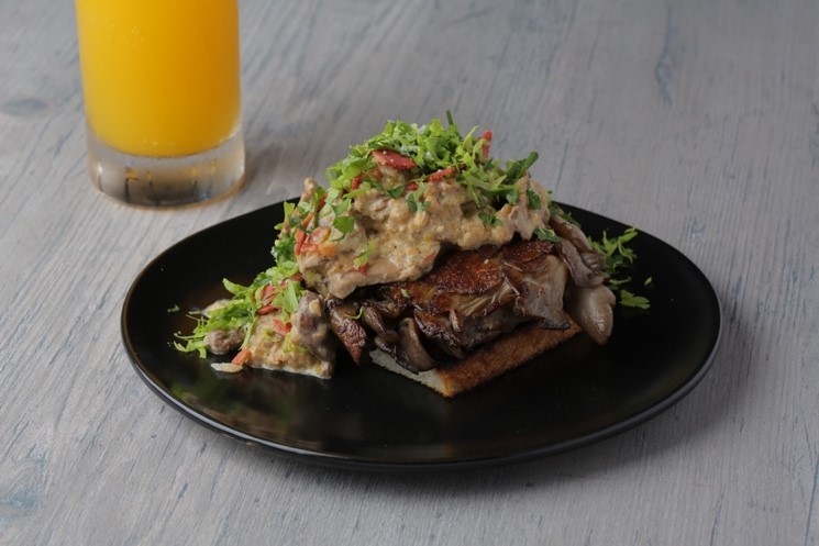 RECIPE MorningStar Farms® Sausage and Mushroom Gravy Toast