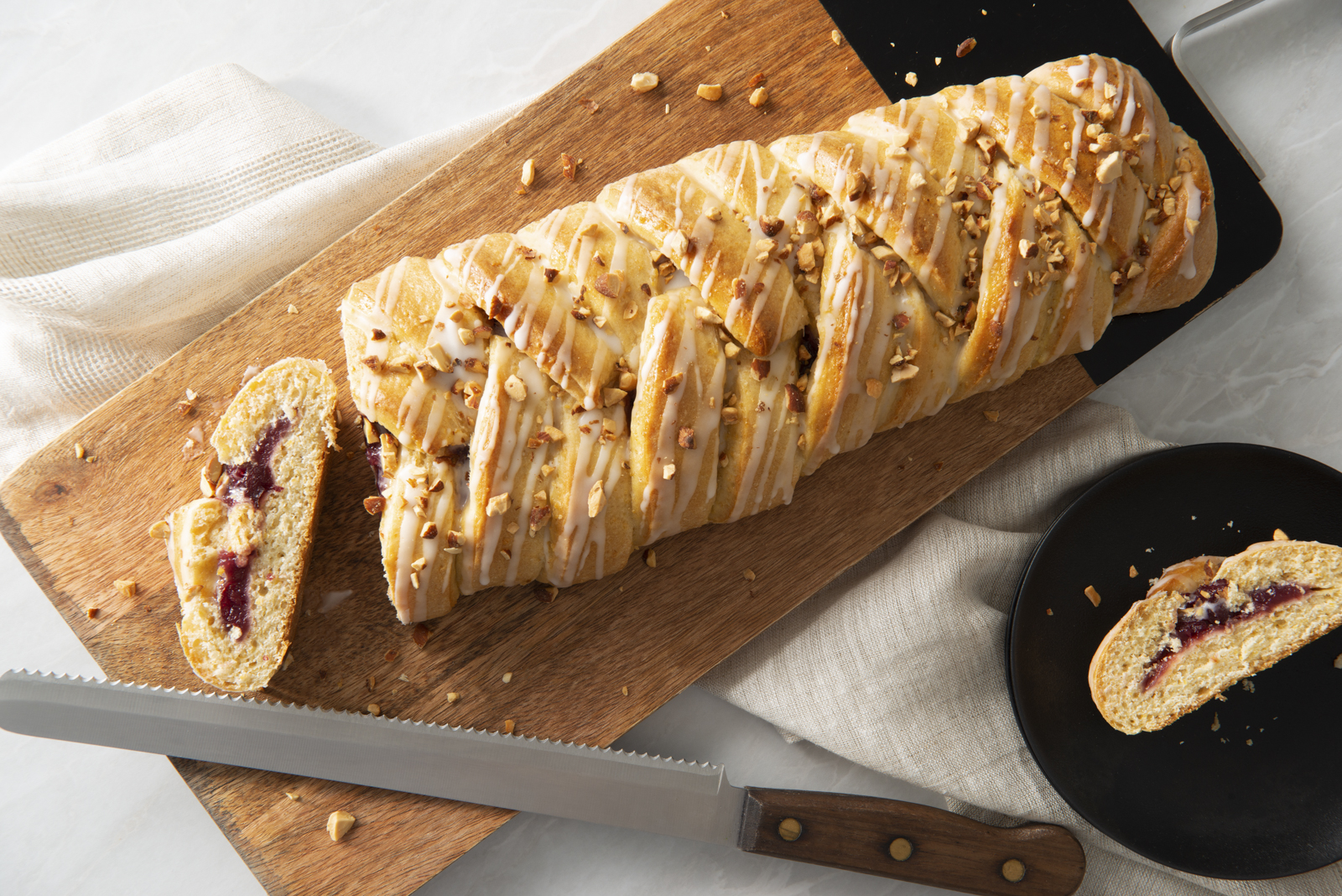 Cranberry-Filled Coffee Cake